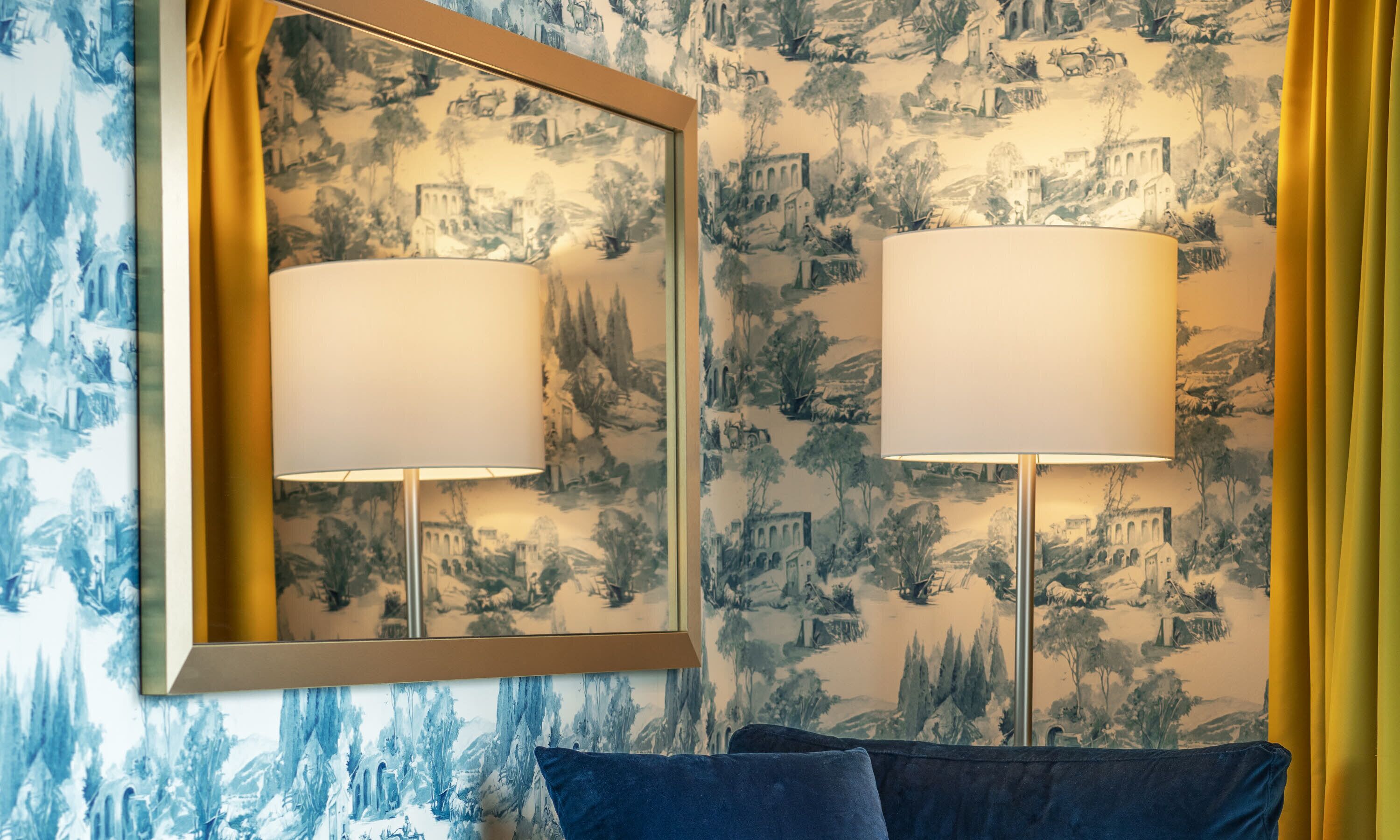 business room, non smoking | premium bedding, minibar, desk, blackout curtains