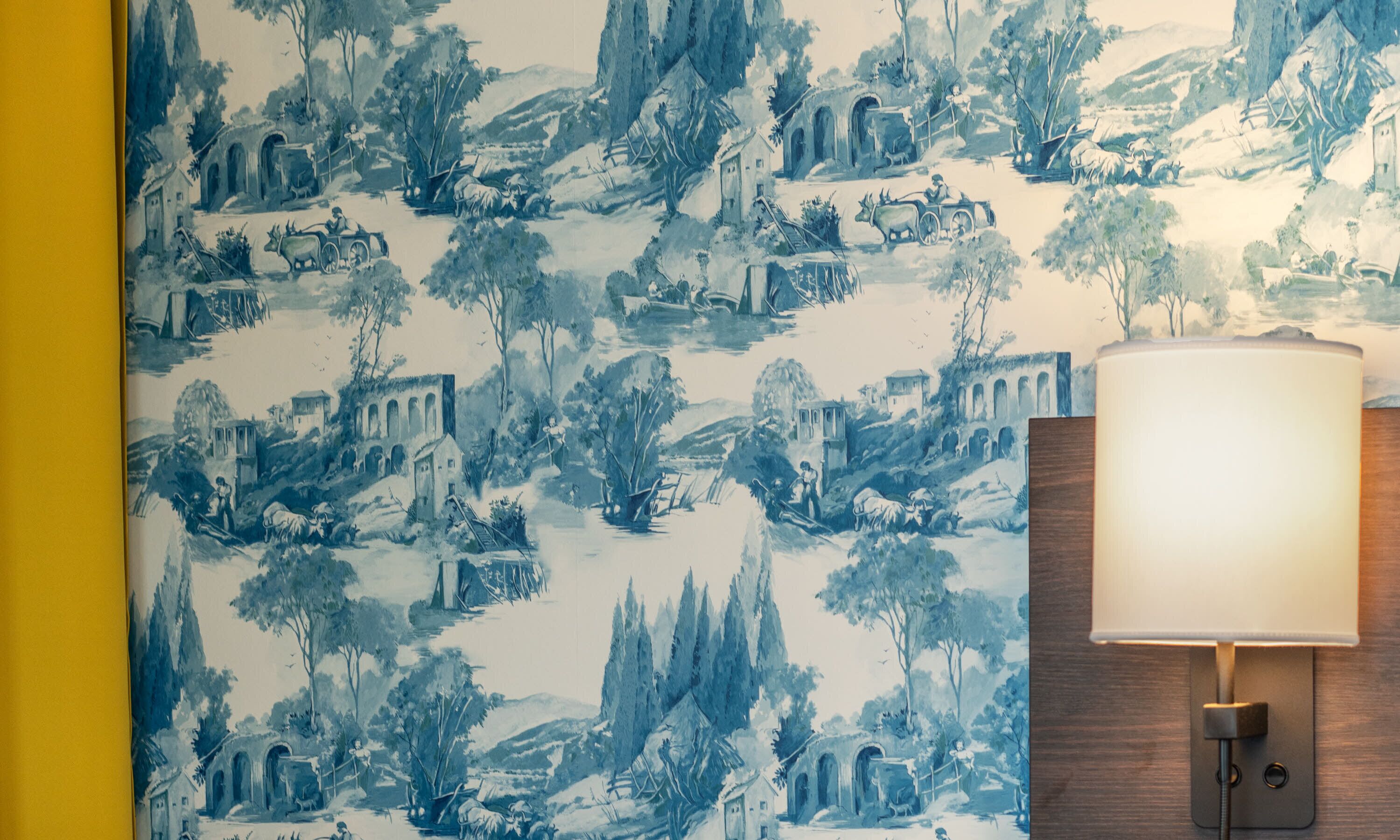 Premium bedding, minibar, desk, blackout drapes