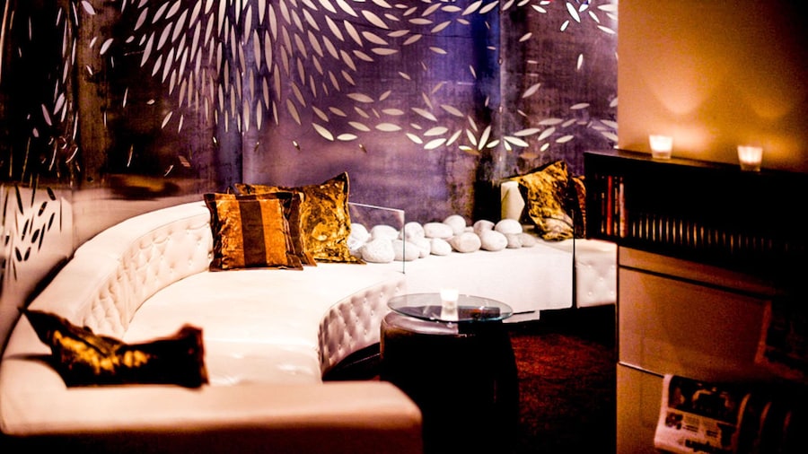 Home Hotel Folketeateret
