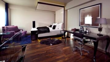 Suite Exclusive, 1 camera da letto | Biancheria da letto ipoallergenica, Wi-Fi gratuito, lenzuola