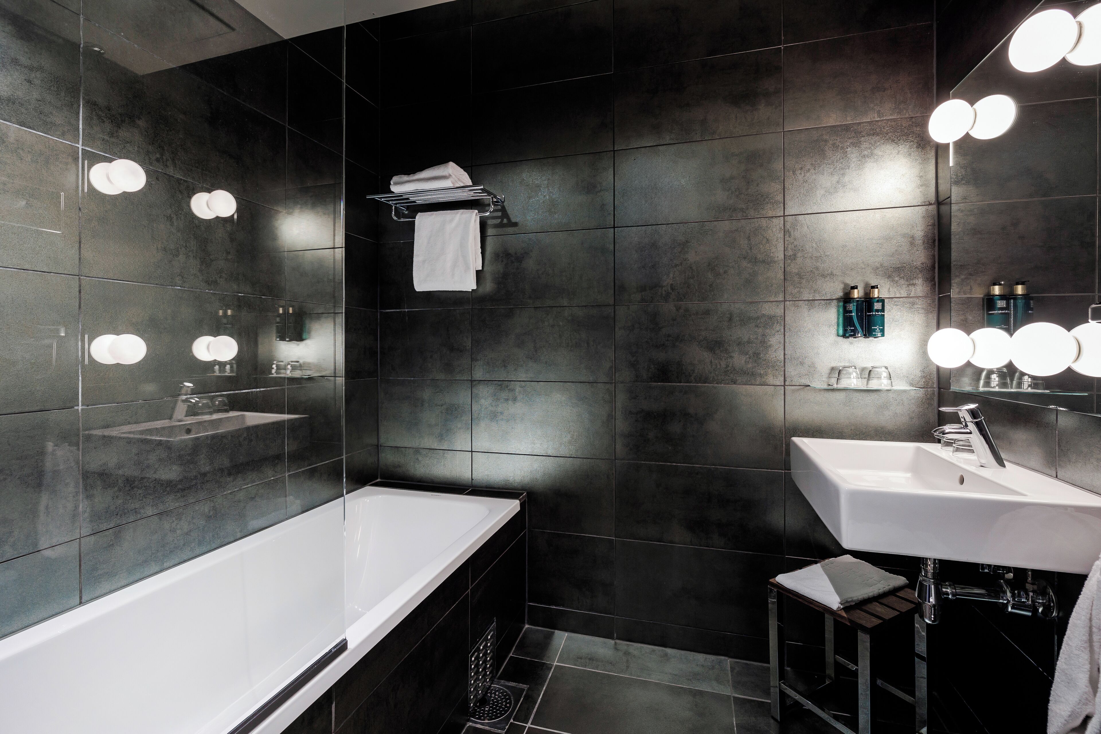 Foto - Home Hotel Folketeateret