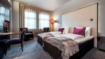 Superior Room, 2 Twin Beds | 1 bedroom, hypo-allergenic bedding, free WiFi, bed sheets
