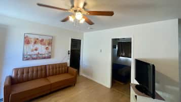 Suite, 2 habitaciones | Escritorio y wifi gratis