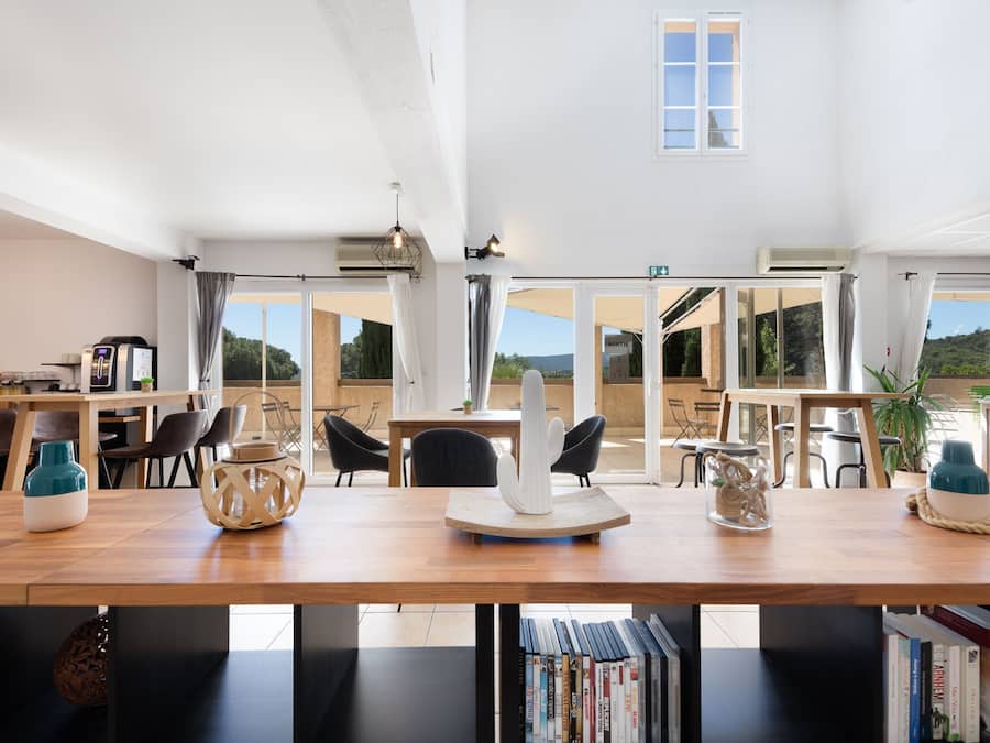 Daily buffet breakfast (EUR 12.9 per person)