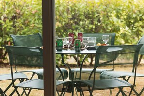 3 pièces pour 6 personnes | Terrasse/Patio