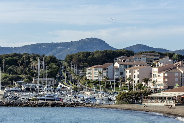 Beach nearby - Garden & City Six-Fours-les-Plages (Six-Fours-les-Plages)