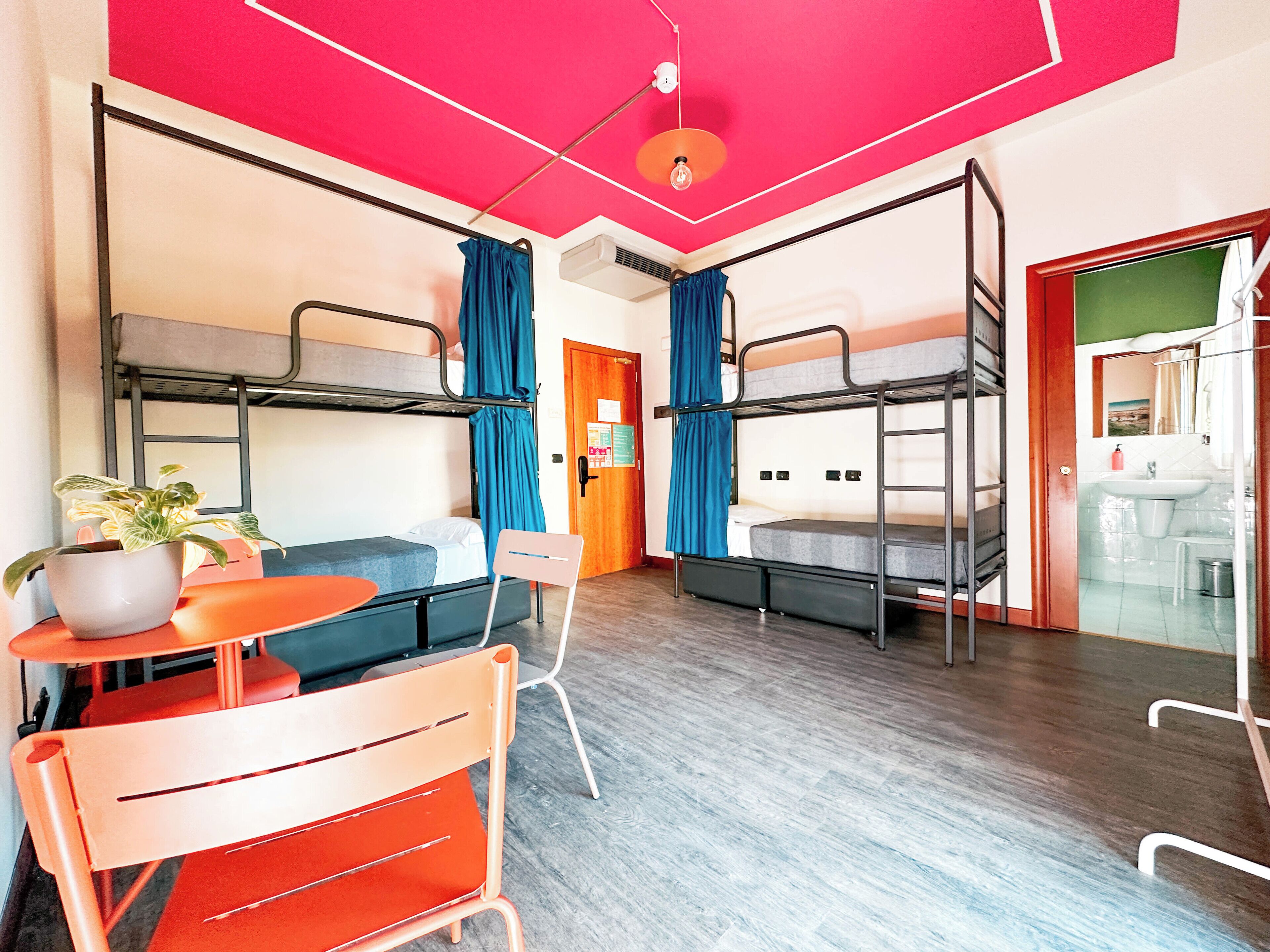 Down comforters, desk, free WiFi, bed sheets