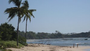 Beach nearby, beach towels, scuba diving, kayaking
