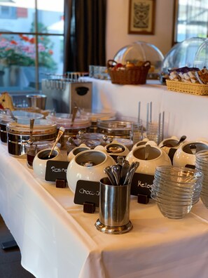 Desayuno buffet incluido todos los días 