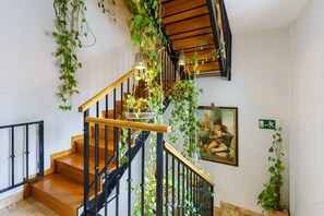 Staircase - Hotel Boutique Reina Mora (Granada)