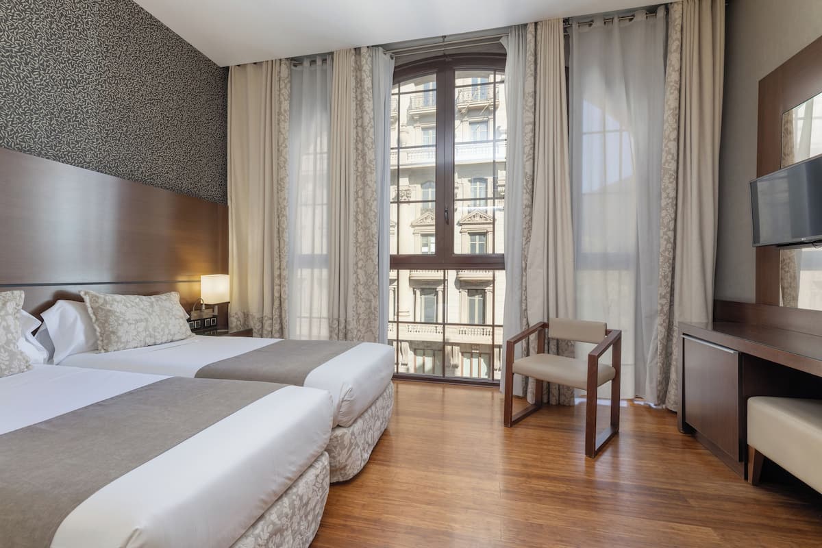 In-room safe, desk, laptop workspace, blackout drapes