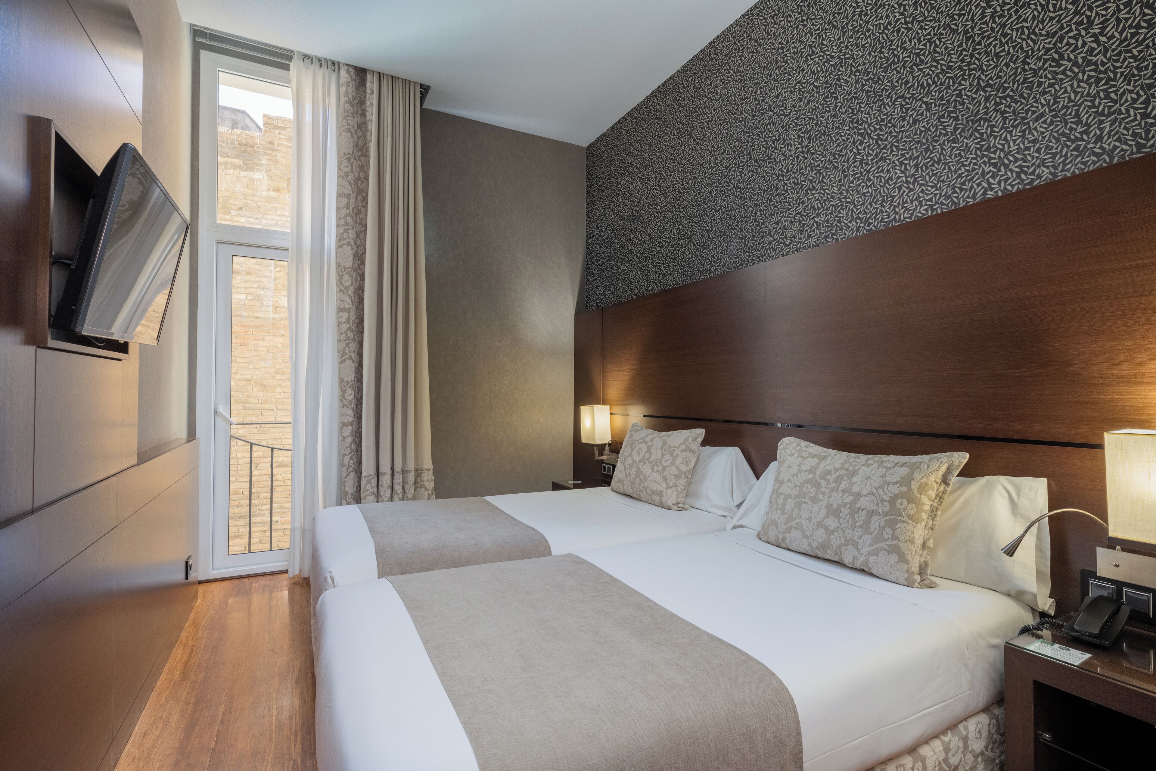Hotel Barcelona Colonial Barcelona interior view 8