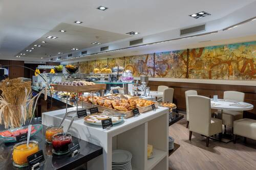 Daily buffet breakfast for a fee