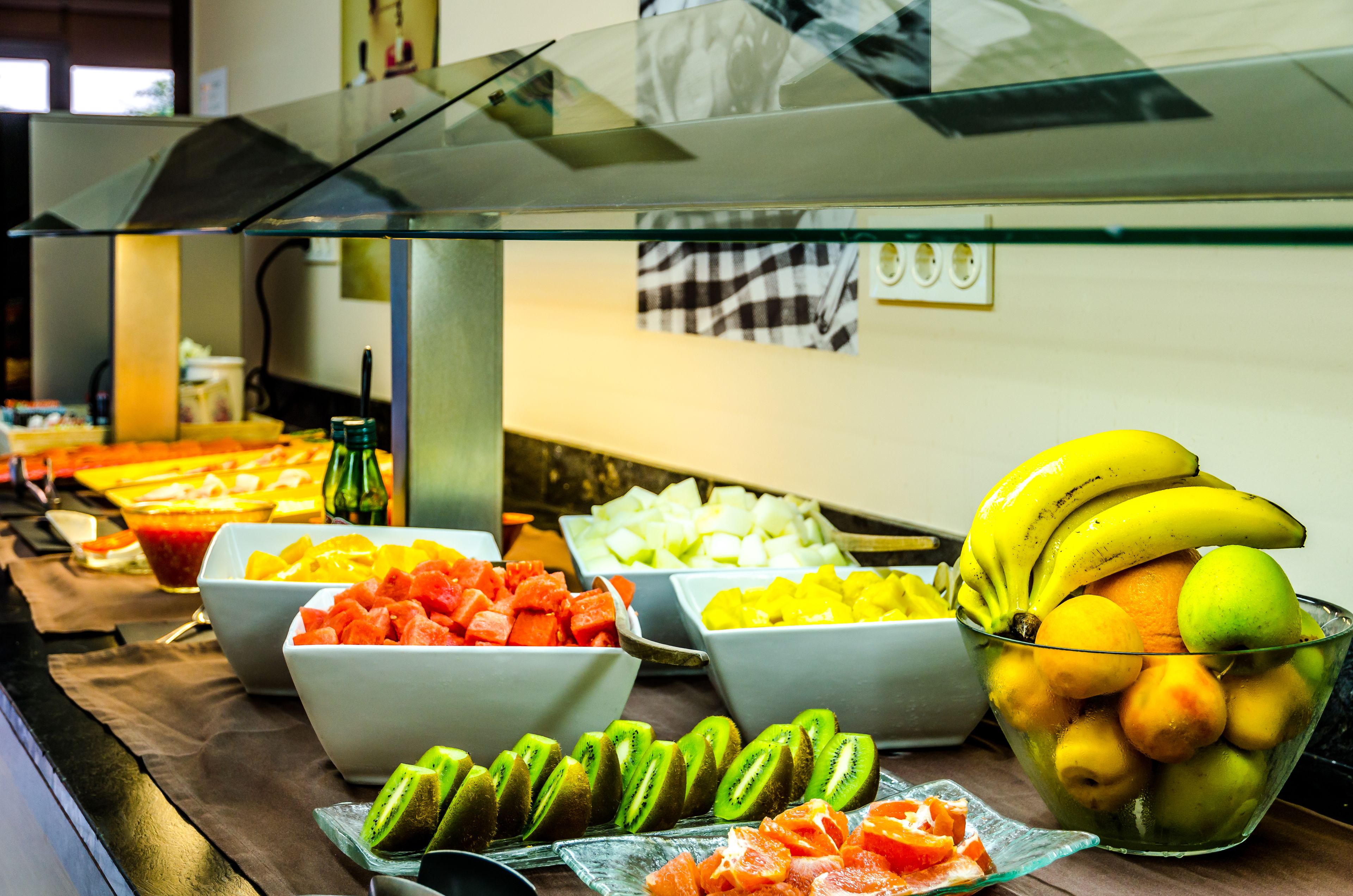 daily buffet breakfast (eur 12 per person)