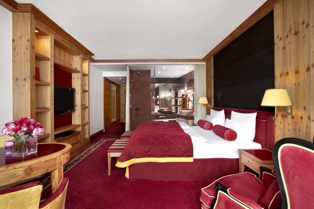 Ropa de cama hipoalergénica y minibar 