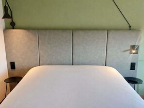 Coffres-forts dans les chambres, bureau, chambres insonorisées