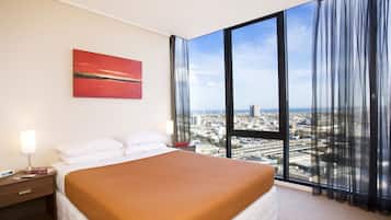 Premium bedding, desk, iron/ironing board, cots/infant beds