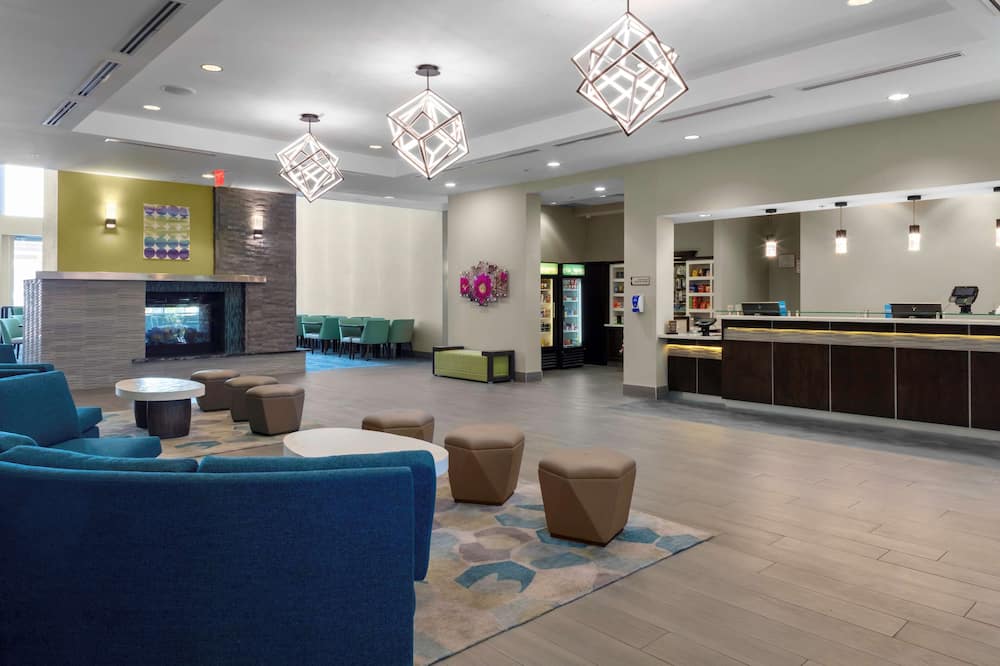 Homewood Suites by Hilton Phoenix Airport South
