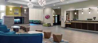 Homewood Suites by Hilton Phoenix Airport South