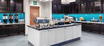Homewood Suites by Hilton Phoenix Airport South