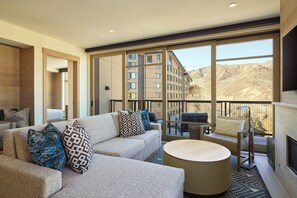 1 bedroom, premium bedding, down comforters, in-room safe