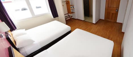 1 bedroom, in-room safe, blackout curtains, soundproofing