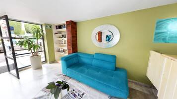 Sala de estar en el lobby