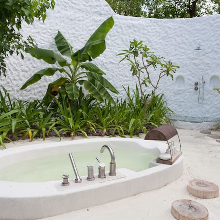 Crusoe Suite with Pool | Bathroom | Separate tub and shower, jetted tub, rainfall showerhead