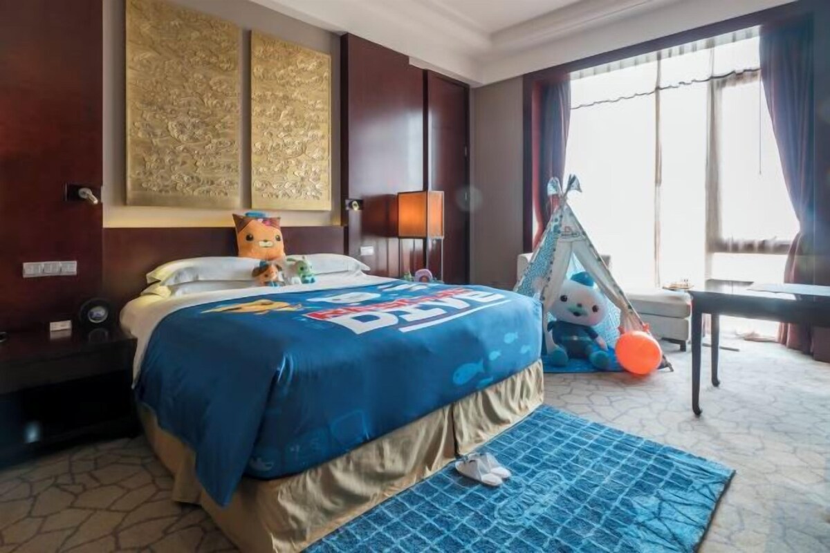 Premium bedding, down duvets, memory-foam beds, minibar