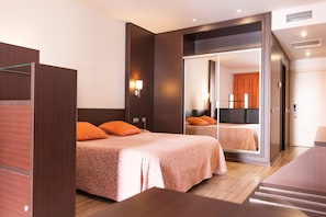 Coffres-forts dans les chambres, bureau, chambres insonorisées