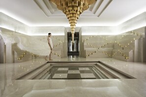 Behandlungsräume für Paare, Sauna, Whirlpool, Türkisches Bad/Hamam