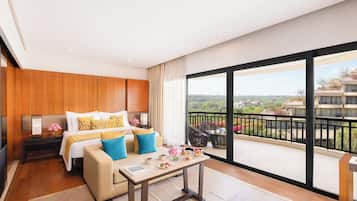 Minibar, in-room safe, desk, soundproofing