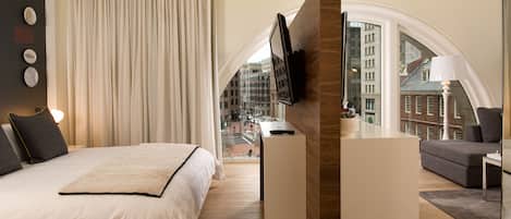 Premium bedding, minibar, in-room safe, blackout drapes