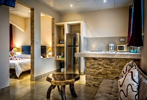 Family Quadruple Room | Private kitchen