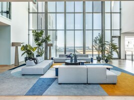 Sala de estar en el lobby