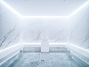 Sauna, Whirlpool, Körperbehandlungen, Aromatherapie