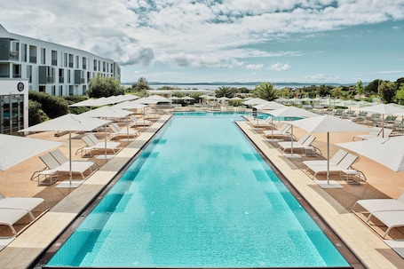 Indoor pool, 3 outdoor pools, pool umbrellas, sun loungers