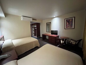 Iron/ironing board, free WiFi, bed sheets - Hotel Villas Dali Veracruz (Boca del Río)