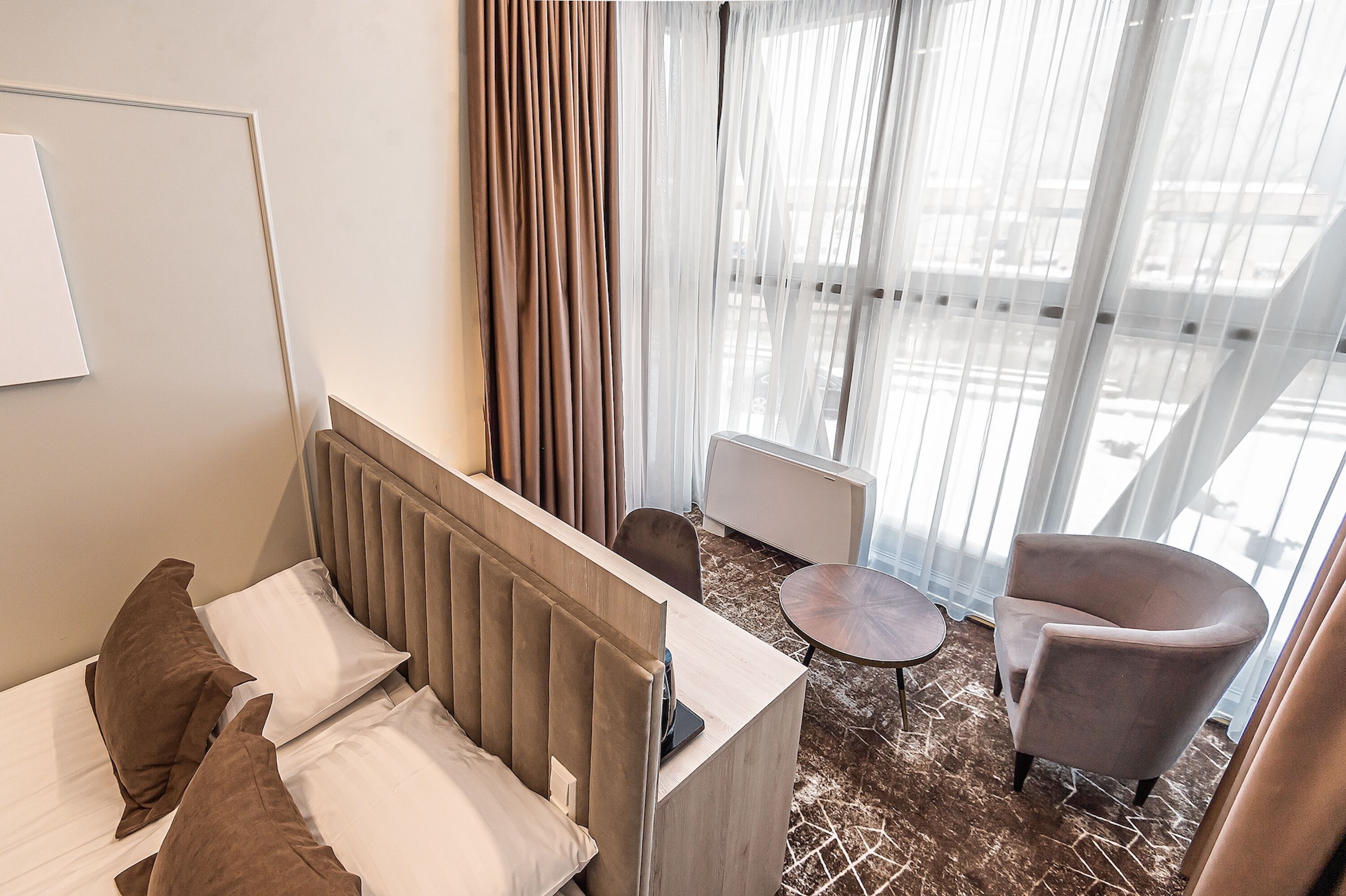 standard double or twin room | 1 bedroom, desk, iron/ironing board, cots/infant beds