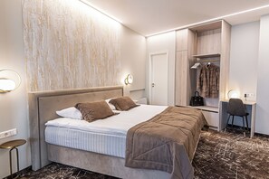 Desk, iron/ironing board, free WiFi, bed sheets - Old Mill Comfort (Klaipeda)