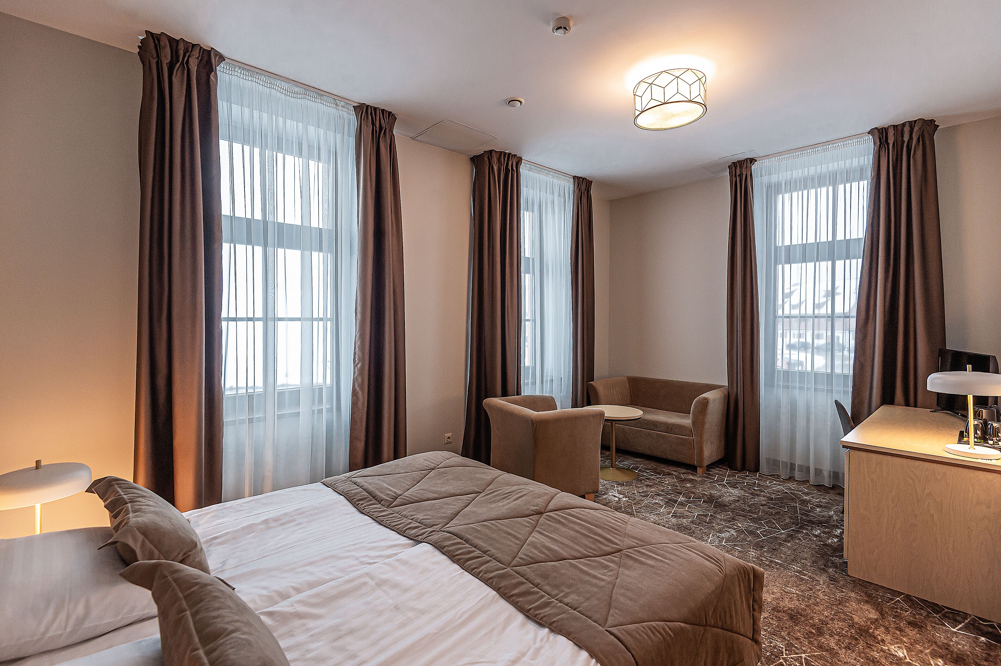 superior double or twin room | 1 bedroom, desk, iron/ironing board, cots/infant beds