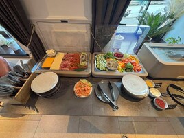 Se ofrece un desayuno continental entre semana (por un coste adicional)