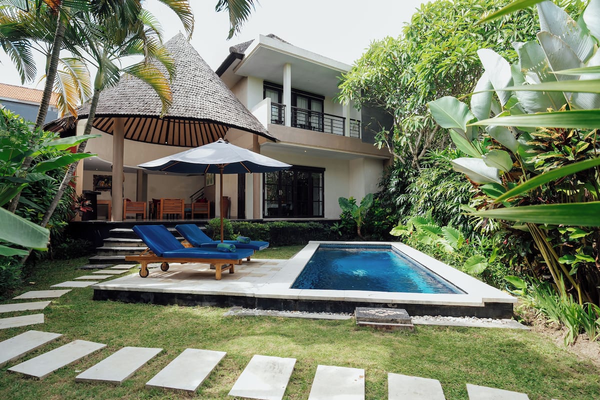 Vila, 2 quartos, piscina particular | 1 quarto, cofres nos quartos, escrivaninha