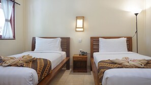 Superior Twin Room | In-room safe, desk, rollaway beds, free WiFi - Casa Ganesha Hotel (Ubud)