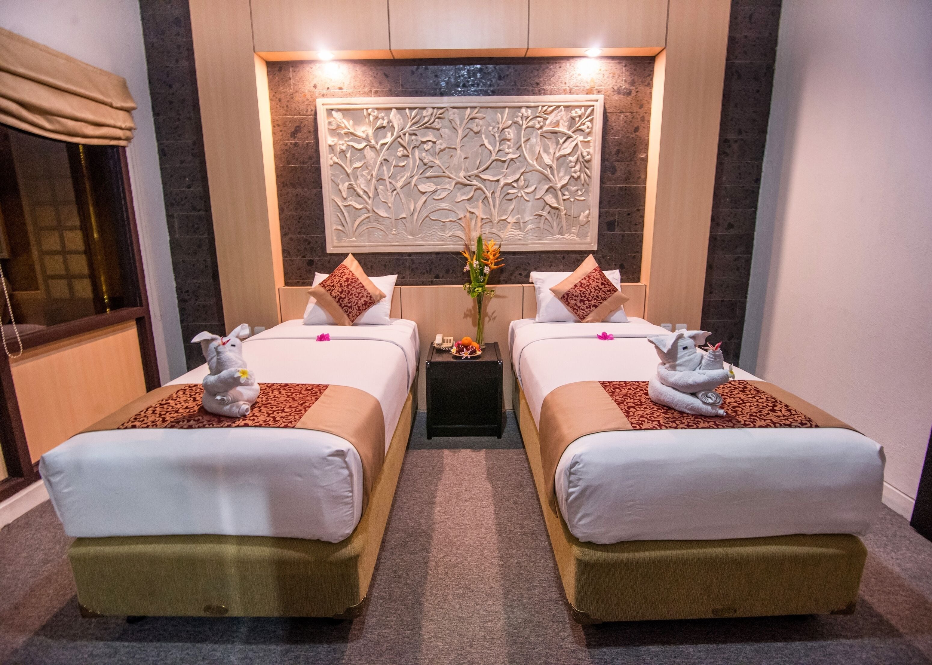 room, balcony, sea view | minibar, in-room safe, desk, soundproofing