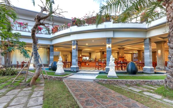 Puri Saron Seminyak