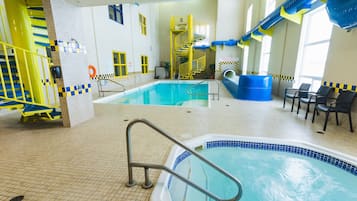 Hồ bơi trong nhà