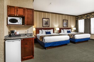 Colchones con pillow-top, decoración personalizada y muebles diferentes 