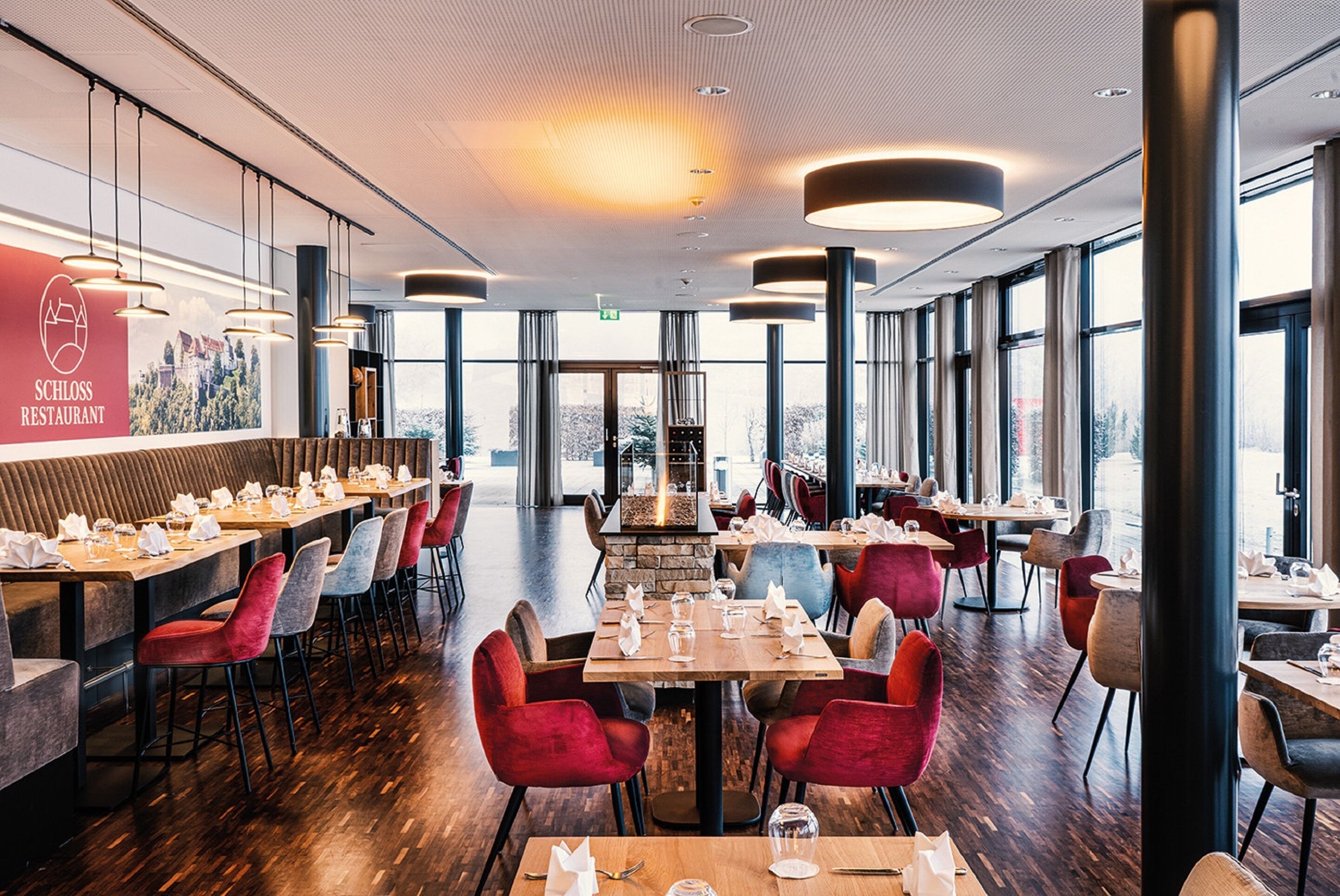 Lunch and dinner served, Regional cuisine