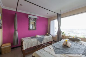 ห้องทรีทเมนท์สำหรับคู่รัก, ทรีทเมนท์ดูแลผิว, อโรมาเธอราพี, สครับขัดผิว